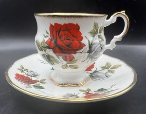 elizabethan fine bone china england cup and saucer red rose - Picture 1 of 10