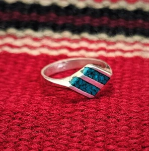 Mexico Blue Turquoise Chip Inlay Sterling Silver Ring Artisan Dainty Size 4 1/2 - Picture 1 of 5