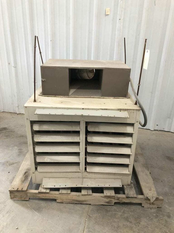 Lennox LF3E-220-2 Natural Gas Unit Heater 220,000BTUH / 171,600BTUH 120V 1PH - Image 1 of 4