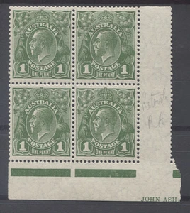 AUSTRALIA • 1926 • Corner block of 4x 1d green KGV with FERNS & RA retouch - Picture 1 of 2