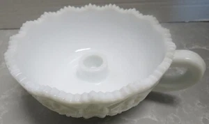 Fenton? Candelabro redondo de una sola luz vaso de leche con lazo para dedos - Imagen 1 de 9