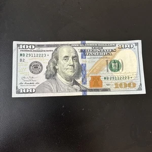 Series 2013 $100 One Hundred Bill ~Star Note ~ MB 29112223 (sequential $ double) - Picture 1 of 1