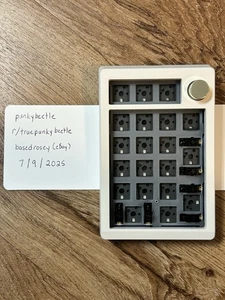 Mechanical Keyboard Numpad Meletrix Pre-built ZoomPad in Milk Tea - Photo 1/2