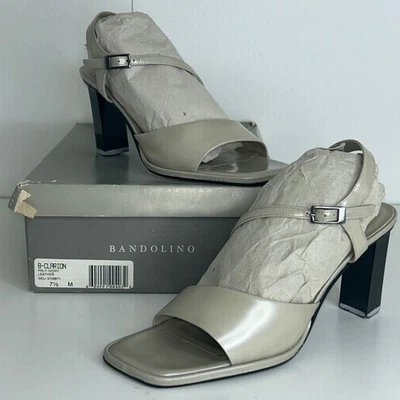 Sandalias Bandolino B-Clarion de cuero gris perla con correa para mujer 7,5 M punta cuadrada Foto 1 de 4