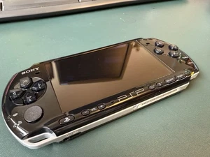 Sony PSP 3000 Slim Black Handheld Game System Tested Working A Grade - Picture 1 of 3