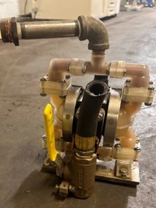 SANDPIPER #PB 1/4.TS3PP 1/4" DBL DIAPHRAM PLASTIC PUMP - Picture 1 of 3