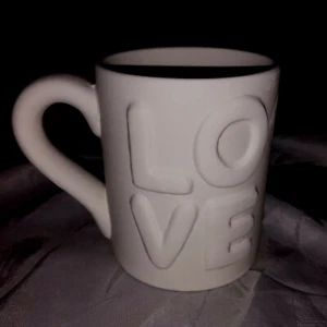 Excellent Paint it yourself LOVE Mug highly detailed fun mug - Picture 1 of 1