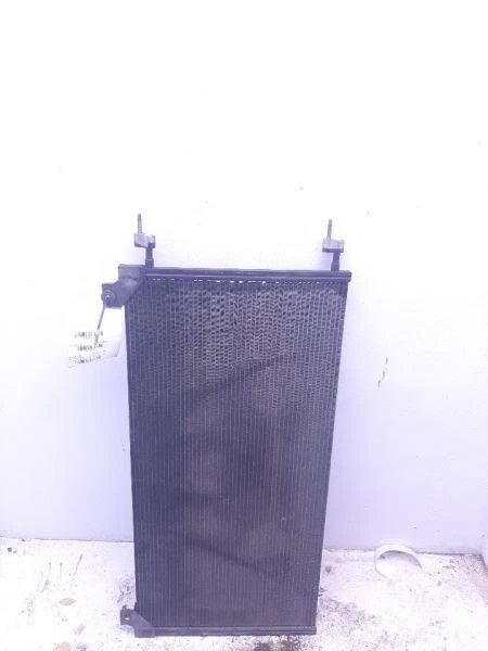 AC Condenser 00-13 Chevrolet Suburban 2500 20913752 - Image 1 of 4