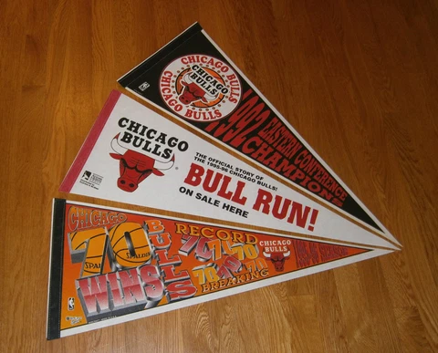 (3) 1992-95-96 Chicago Bulls NBA Champs pennants lot Michael Jordan Era 70 Wins Cover