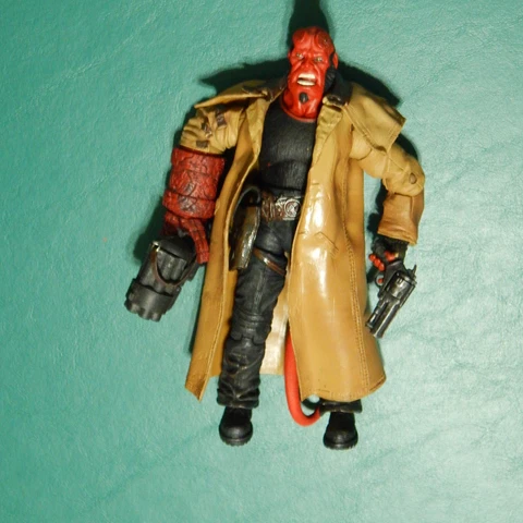 Mezco Hellboy 2 The Golden Army Series 2 Action Figure Complete Cover