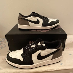 Size 10M - Nike Air Jordan 1 Retro Low OG Mocha CZ0790-102 - Picture 1 of 7