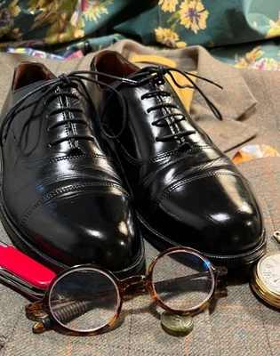 CLEANED DETAILED POLISHED BLACK BOSTONIAN CLASSIC CAP TOE LEATHER 8 M - Image 1 of 4