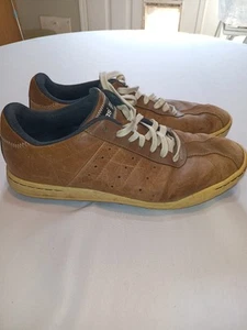 Zapatos de golf ADIDAS talla 10,5 de cuero y gamuza sin clavos. con cordones. - Imagen 1 de 7