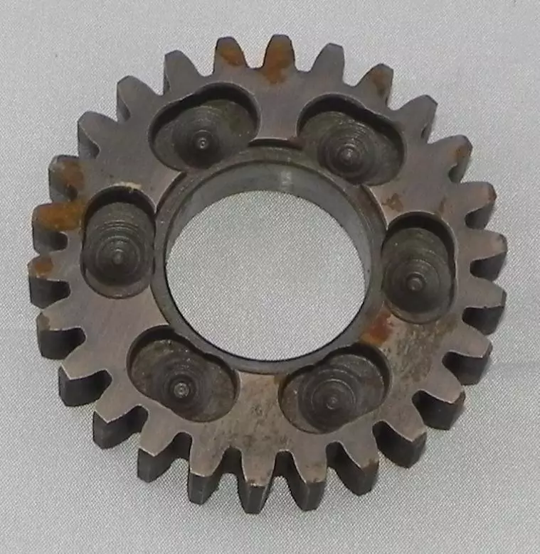 256-17231-00 Yamaha 3rd Wheel Gear for XS1 XS2 TX650 XS650 1970-1975 - Image 1 of 1