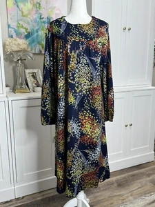 1960s House Dress Navy Blue Cool Tones Florals Large Polyester Shift Long Sleeve - Picture 1 of 7