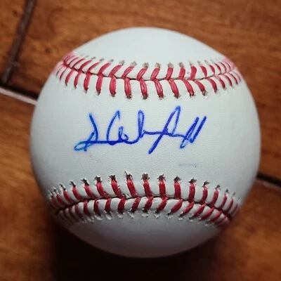 Dave Winfield Single Signed Manfred Official Major League Baseball, Autograph - Image 1 of 2