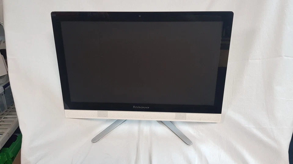 READ DESCRIPTION! Lenovo c40-30 Pentium 3805U 8GB No HDD 21.5" All In One - Image 1 of 4