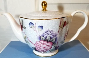 Wedgwood Cuckoo Teapot Large Box only scuffed - Picture 1 of 10