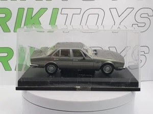 De Tomaso Deauville Edicola 1/43 Argento - Foto 1 di 4