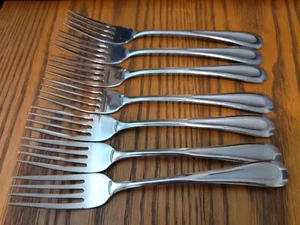 Oneida Sand Dune Satin Stainless Lot of 7 DINNER FORKS 7.5" - Picture 1 of 3
