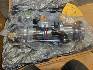 Coax VSV-F-65-DR-NC-73-65C4A-30BD-24L Stainless High Pressure Coaxial Valve - Picture 1 of 10
