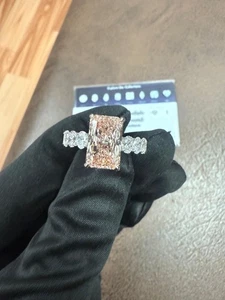 6 TCW Radiant Lab Grown Diamond Engagement Ring IGI Certified with Oval Diamond - Picture 1 of 13
