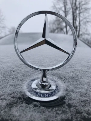 Front Hood Emblem Star for Mercedes-Benz CLK320 CLK430 CLK55 AMG - Image 1 of 4