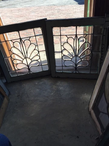 Sg 602 Matched Pair All Beveled Glass Floral Windows Cover