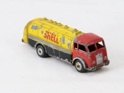 CIJ Francia 3.21 Camion Renault Serbatoio Shell - Immagine 1 di 4