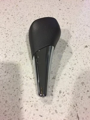 2008 2009 2010 2011 2012 2013 TOYOTA CAMRY COROLLA RAV4 SHIFT KNOB 100% OEM🟠 - Image 1 of 4