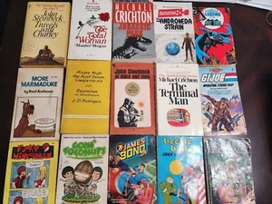 Lot of 15 Vintage Paperback Books Jurassic Park Batman Lord of the Flies - Picture 1 of 6