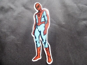 ADESIVO L' UOMO RAGNO STEVE DITKO SPIDERMAN 1978 ADESIVI no corno no batman - Picture 1 of 6