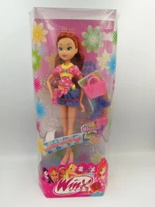 Winx Club City Girl - Fashion & Magic Bloom Doll - RARE Rainbow Witty Toys New - Picture 1 of 6