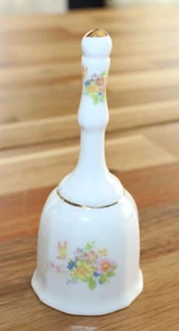 🌸 Campana vintage in porcellana con accenti floreali e bordo dorato - 5” 🌸 - Foto 1 di 7