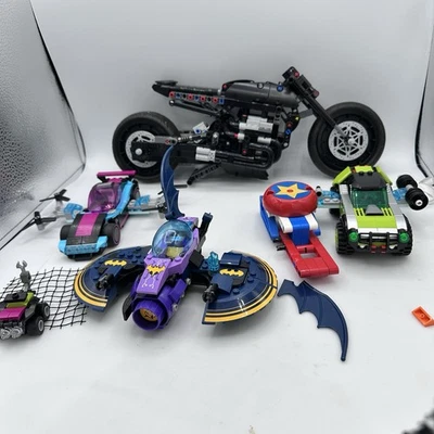 Lote de vehículos LEGO: Technic Motorcycle, Batgirl Jet, Superhero Racers lote constructores Foto 1 de 4