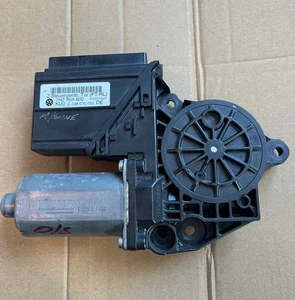 VW TRANSPORTER T5  FRONT WINDOW  MOTOR RH DRIVER SIDE 7H2959802  - Picture 1 of 3