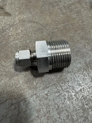 Swagelok SS-400-1-12   1/4" tube x 3/4" NPT - Image 1 of 4