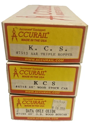 Lot 3 Accurail HO Scale Stock Cars Including KCS AAR Triple Hopper # 7513 in Box - Image 1 of 4