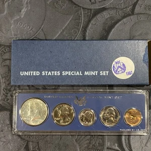 1967 U.S. Special Mint Set (SMS) 5 Coin Set With Box-40% Silver Kennedy - Picture 1 of 3