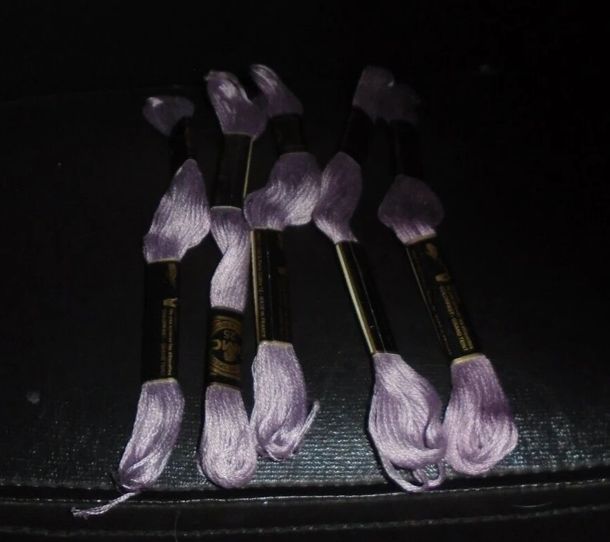 LOT OF 5 SKEINS OF NOS DMC COTTON EMBROIDERY FLOSS #3042 ANTIQUE VIOLET 6 STRAND - Image 1 of 1