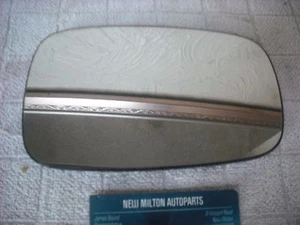 A RENAULT MEGANE AND SCENIC 2 ELECTRIC AND MANUAL DOOR MIRROR GLASS 2004-2008 - Picture 1 of 2