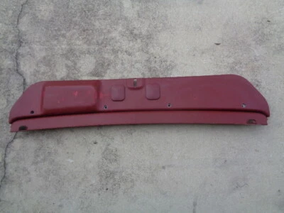 Nissan 300ZX 1986 (2+2) escotilla trasera puerta trasera acabado panel embellecedor cubierta - rojo OEM Foto 1 de 4