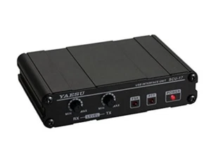 Yaesu SCU-17 Bezprzewodowy interfejs USB do nadajników-odbiorników HF serii FT Nowy - Zdjęcie 1 z 13