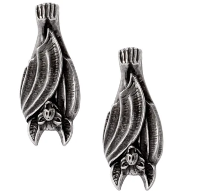 Par de pendientes góticos de alquimia antes del anochecer murciélagos nariz de cerdo dormido postes de sobretensión E485 Foto 1 de 2