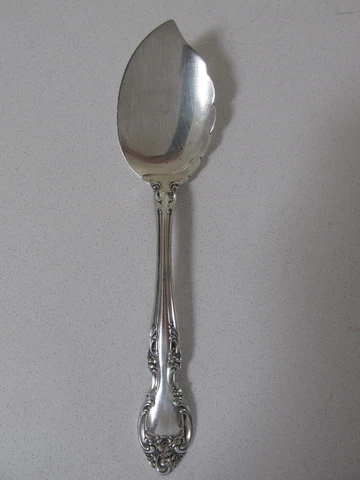 Vintage 1948 Gorham Sterling Silver Jelly Spoon (6 1/8")....Melrose Pattern Cover