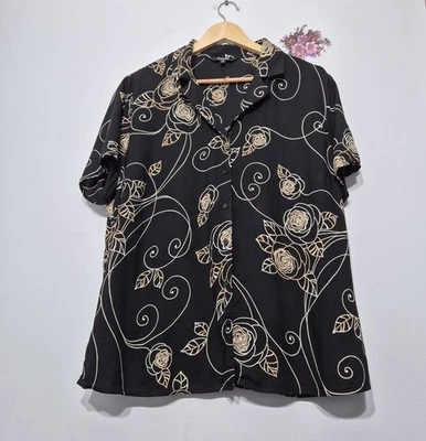 Debenhams Women's Shortsleeve Black Floral Blouse Size 18 VGC - Image 1 of 4