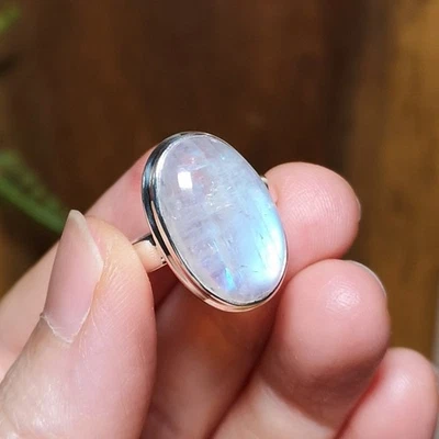 Anillo de plata esterlina con piedra lunar arco iris talla 7,5 Foto 1 de 4