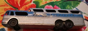 Vntg Metal Tootsie Toy "Greyhound Sceniccruiser" Bus 6.5"x1.8"x1.4" Beat Up ✔️ - Picture 1 of 9