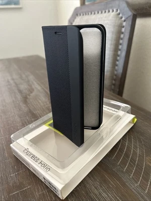 Funda tipo folio PureGear Express para Apple iPhone 14 Plus [6.7] negra, nueva en caja Foto 1 de 3