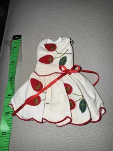 blythe Puppenkleid Handarbeit appliziert und bestickt absolut schön - Bild 1 von 2